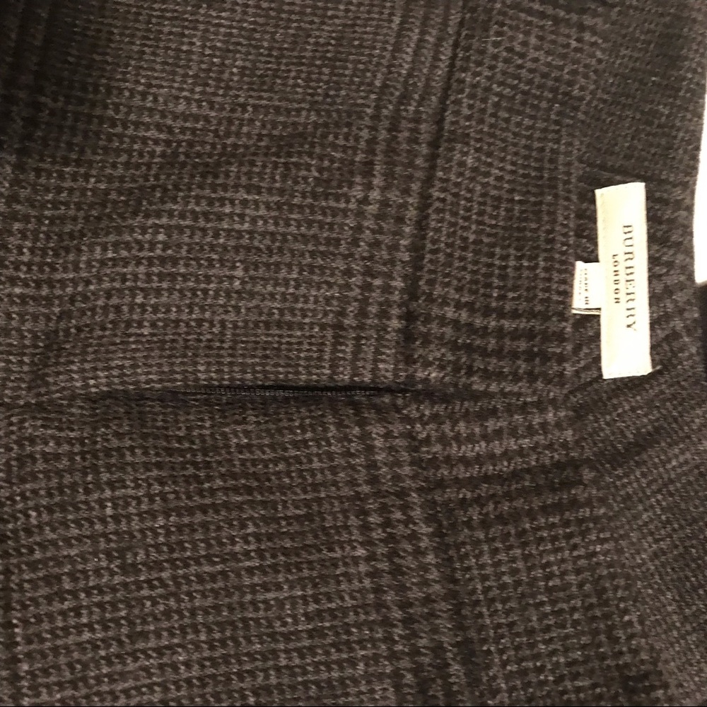 Burberry pants - Picture 2 of 5